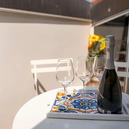 아파트 Invictus *